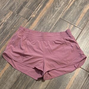 Lululemon Women’s Hotty Hot High-Rise Lined Short 2.5”